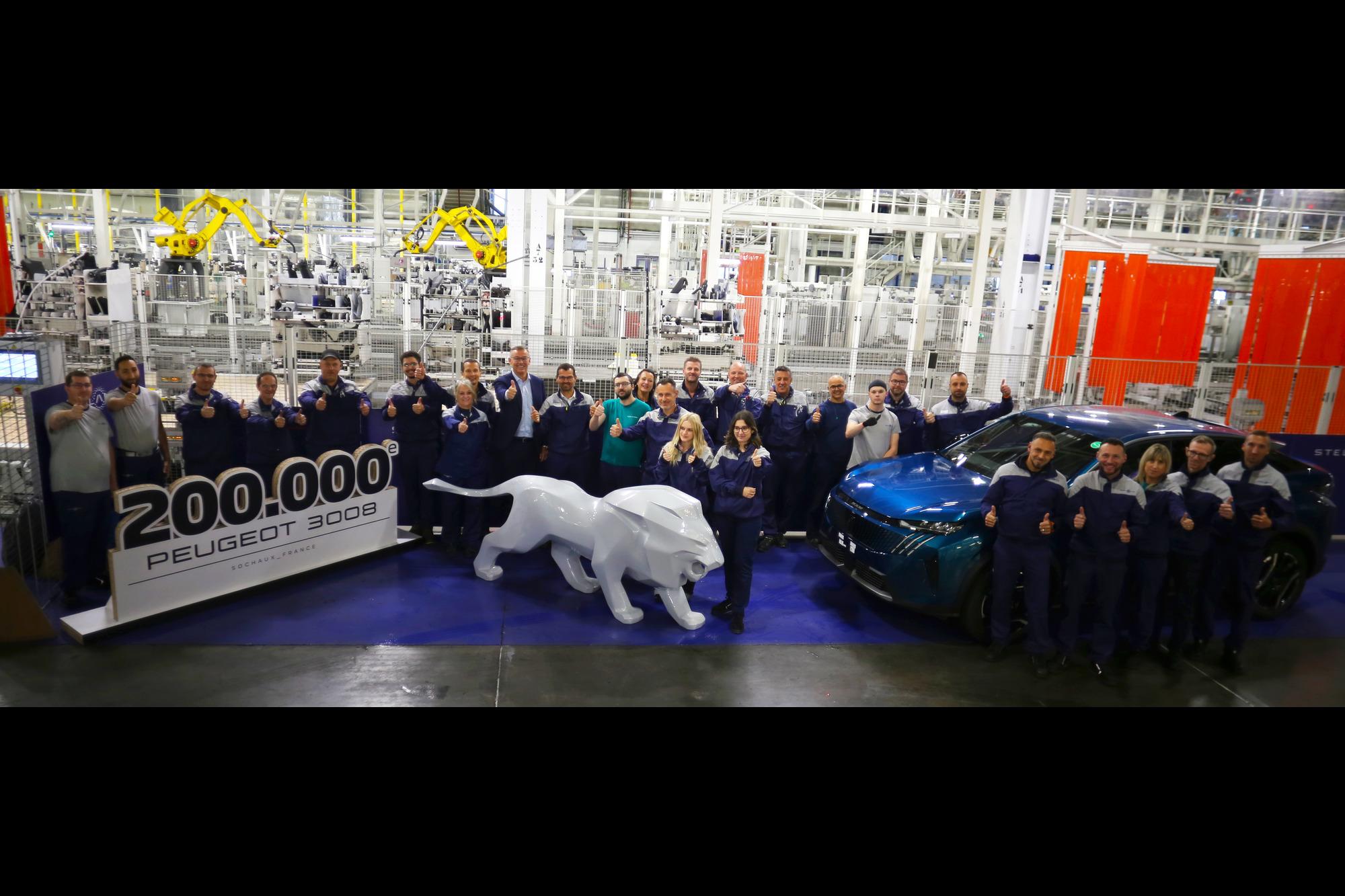 H Peugeot παρήγαγε το 200.000ό 3008